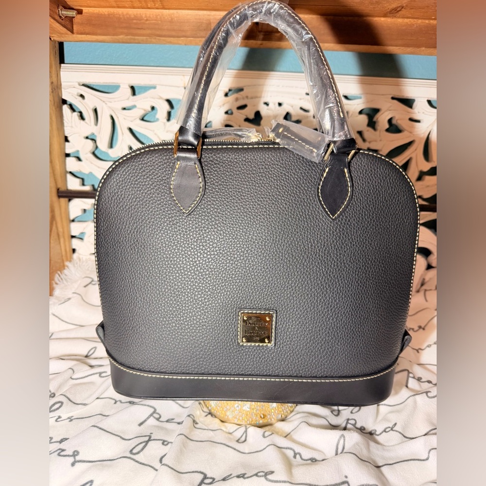 Pebble Grain Zip Zip Satchel Handbag